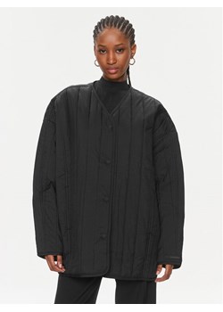 Calvin Klein Kurtka przejściowa Vertical K20K206766 Czarny Oversize ze sklepu MODIVO w kategorii Kurtki damskie - zdjęcie 181089763