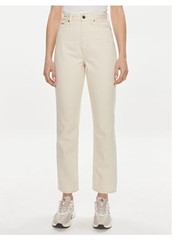 Calvin Klein Jeansy K20K206573 Écru Slim Fit ze sklepu MODIVO w kategorii Jeansy damskie - zdjęcie 181090202
