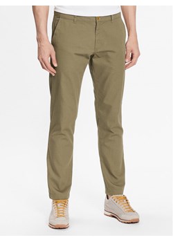 Helly Hansen Chinosy Dock 34274 Brązowy Regular Fit ze sklepu MODIVO w kategorii Spodnie męskie - zdjęcie 181090590