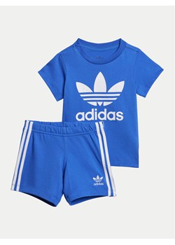 adidas Komplet t-shirt i spodenki JC6581 Niebieski Regular Fit ze sklepu MODIVO w kategorii Odzież dla niemowląt - zdjęcie 181090631