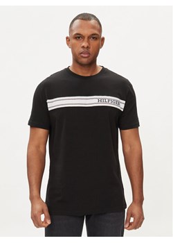 Tommy Hilfiger T-Shirt UM0UM03196 Czarny Regular Fit ze sklepu MODIVO w kategorii T-shirty męskie - zdjęcie 181090971