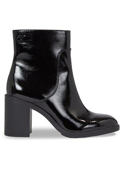 Calvin Klein Jeans Botki Mid Block Heel Boot Naplak Wn YW0YW01258 Czarny ze sklepu MODIVO w kategorii Botki - zdjęcie 181091851