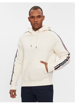 Tommy Hilfiger Bluza Global Stripe MW0MW33659 Beżowy Regular Fit ze sklepu MODIVO w kategorii Bluzy męskie - zdjęcie 181092441