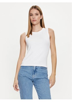 Gap Top 540735-04 Biały Slim Fit ze sklepu MODIVO w kategorii Bluzki damskie - zdjęcie 181093301