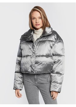 Calvin Klein Kurtka zimowa High Shine Metallic K20K204688 Srebrny Regular Fit ze sklepu MODIVO w kategorii Kurtki damskie - zdjęcie 181093582