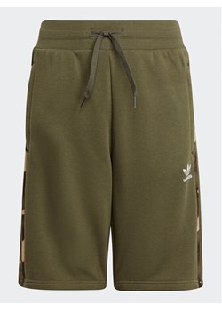 adidas Szorty sportowe Camo Shorts IC5146 Zielony Regular Fit ze sklepu MODIVO w kategorii Spodenki chłopięce - zdjęcie 181094002