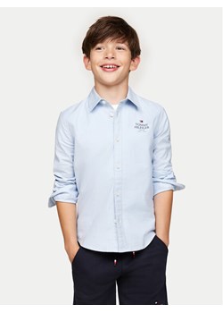 Tommy Hilfiger Koszula KB0KB09265 M Błękitny Regular Fit ze sklepu MODIVO w kategorii Koszule chłopięce - zdjęcie 181094092