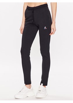 Le Coq Sportif Spodnie dresowe 2310392 Czarny Regular Fit ze sklepu MODIVO w kategorii Spodnie damskie - zdjęcie 181094271