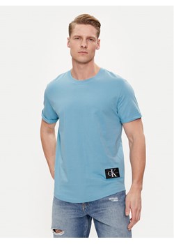 Calvin Klein Jeans T-Shirt J30J323482 Niebieski Regular Fit ze sklepu MODIVO w kategorii T-shirty męskie - zdjęcie 181094341