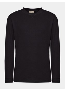 Outhorn Longsleeve OTHAW23TLONM183 Czarny Regular Fit ze sklepu MODIVO w kategorii T-shirty męskie - zdjęcie 181095103