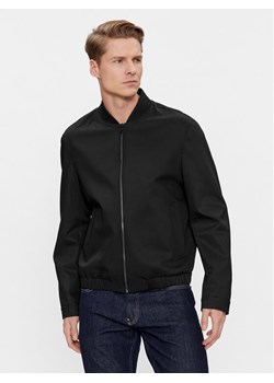 Calvin Klein Kurtka bomber K10K112074 Czarny Regular Fit ze sklepu MODIVO w kategorii Kurtki męskie - zdjęcie 181095203