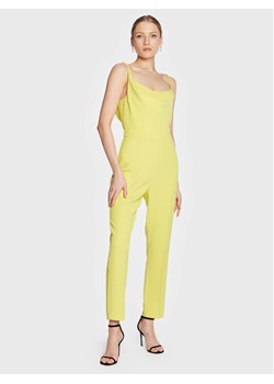 Marciano Guess Kombinezon 3GGK89 8080Z Żółty Regular Fit ze sklepu MODIVO w kategorii Kombinezony damskie - zdjęcie 181095724