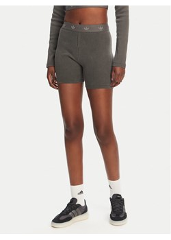 adidas Kolarki Ribbed Booty JC7554 Szary Slim Fit ze sklepu MODIVO w kategorii Szorty - zdjęcie 181098584