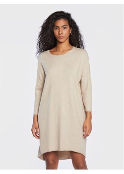 Moss Copenhagen Sukienka dzianinowa Rachelle 16172 Beżowy Regular Fit ze sklepu MODIVO w kategorii Sukienki - zdjęcie 181099334
