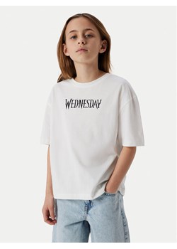 NAME IT T-Shirt Farra Wednesday 13240881 Biały Standard Fit ze sklepu MODIVO w kategorii Bluzki dziewczęce - zdjęcie 181100291