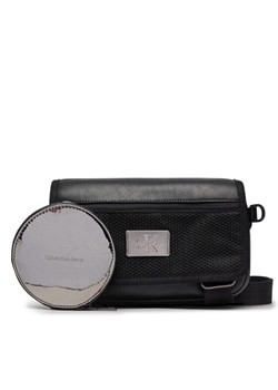 Calvin Klein Jeans Saszetka Tagged Flap Camera Bag22 K50K511386 Czarny ze sklepu MODIVO w kategorii Torby męskie - zdjęcie 181100551