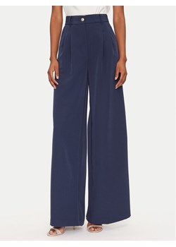Guess Spodnie palazzo W5GB02 WH9Y2 Granatowy Wide Leg ze sklepu MODIVO w kategorii Spodnie damskie - zdjęcie 181100574