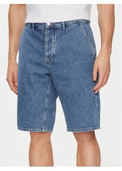 United Colors Of Benetton Szorty jeansowe 4GDTU900Q Niebieski Regular Fit - id: 0000303787295 - marki United Colors Of Benetton - 181101014 United Colors Of Benetton Szorty jeansowe 4GDTU900Q Niebieski Regular Fit ze sklepu MODIVO w kategorii Spodenki męskie - zdjęcie 181101014