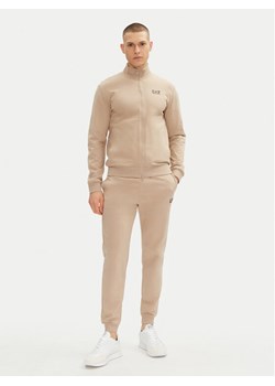 EA7 Emporio Armani Dres 8NPV60 PJVRZ U6155 Beżowy Regular Fit ze sklepu MODIVO w kategorii Dresy męskie - zdjęcie 181101592