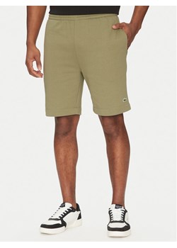 Lacoste Szorty sportowe GH9627 Khaki Regular Fit ze sklepu MODIVO w kategorii Spodenki męskie - zdjęcie 181101954