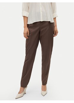 Vero Moda Chinosy Nila 10320940 Brązowy Tapered Fit ze sklepu MODIVO w kategorii Spodnie damskie - zdjęcie 181102964