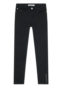 Calvin Klein Jeans Jeansy Clean Black Strech IG0IG01206 Czarny Skinny Fit ze sklepu MODIVO w kategorii Spodnie dziewczęce - zdjęcie 181103464