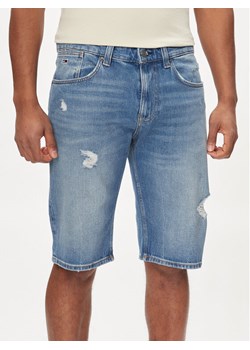 Tommy Jeans Szorty jeansowe Ronnie DM0DM18794 Niebieski Slim Fit ze sklepu MODIVO w kategorii Spodenki męskie - zdjęcie 181104744