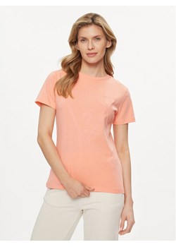 Guess T-Shirt Adele V2YI07 K8HM0 Koralowy Regular Fit ze sklepu MODIVO w kategorii Bluzki damskie - zdjęcie 181105594