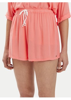 Tommy Hilfiger Szorty materiałowe UW0UW05332 Różowy Relaxed Fit ze sklepu MODIVO w kategorii Szorty - zdjęcie 181105963