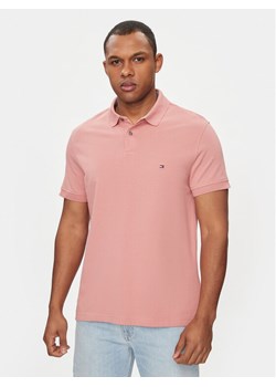Tommy Hilfiger Polo 1985 MW0MW17770 Różowy Regular Fit ze sklepu MODIVO w kategorii T-shirty męskie - zdjęcie 181106380