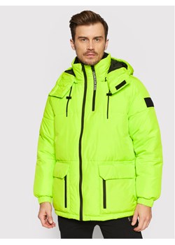 Calvin Klein Jeans Kurtka zimowa J30J318679 Zielony Oversize ze sklepu MODIVO w kategorii Kurtki męskie - zdjęcie 181106750