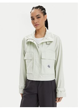Calvin Klein Jeans Kurtka przejściowa Utility J20J223030 Écru Regular Fit ze sklepu MODIVO w kategorii Kurtki damskie - zdjęcie 181106970
