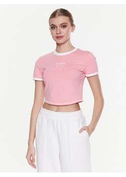 Guess T-Shirt Signature V3GI02 KBNW0 Różowy Slim Fit ze sklepu MODIVO w kategorii Bluzki damskie - zdjęcie 181107103