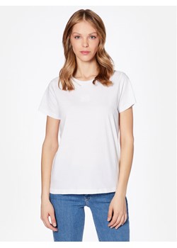 Lee T-Shirt L49EEHLJ 112330450 Biały Regular Fit ze sklepu MODIVO w kategorii Bluzki damskie - zdjęcie 181110712
