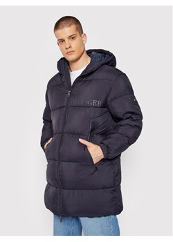 Tommy Hilfiger Kurtka zimowa High Loft MW0MW19657 Granatowy Regular Fit ze sklepu MODIVO w kategorii Kurtki męskie - zdjęcie 181110864