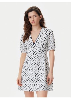 Tommy Jeans Sukienka letnia DW0DW20337 Écru Regular Fit ze sklepu MODIVO w kategorii Sukienki - zdjęcie 181110910