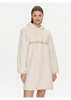 Calvin Klein Jeans Sukienka codzienna Hero Monologo Hoodie Dress J20J223245 Écru Relaxed Fit ze sklepu MODIVO w kategorii Sukienki - zdjęcie 181112781