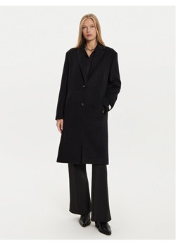 Calvin Klein Płaszcz wełniany K20K207701 Czarny Regular Fit ze sklepu MODIVO w kategorii Płaszcze damskie - zdjęcie 181113144