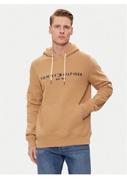 Tommy Hilfiger Bluza Logo MW0MW11599 Khaki Regular Fit ze sklepu MODIVO w kategorii Bluzy męskie - zdjęcie 181114030