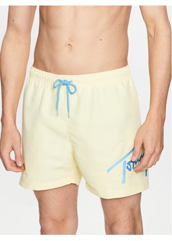 Tommy Jeans Szorty kąpielowe UM0UM02862 Żółty Regular Fit ze sklepu MODIVO w kategorii Kąpielówki - zdjęcie 181114094
