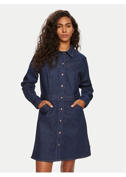 Wrangler Sukienka jeansowa 112356504 Granatowy Slim Fit ze sklepu MODIVO w kategorii Sukienki - zdjęcie 181114742