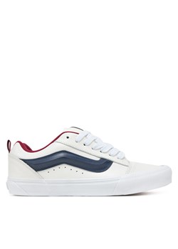 Vans Tenisówki Knu Skool VN000D22WTM1 Biały ze sklepu MODIVO w kategorii Trampki męskie - zdjęcie 181116524