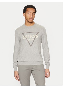 Guess Sweter M5RR02 Z3KI1 Szary Regular Fit ze sklepu MODIVO w kategorii Swetry męskie - zdjęcie 181116574