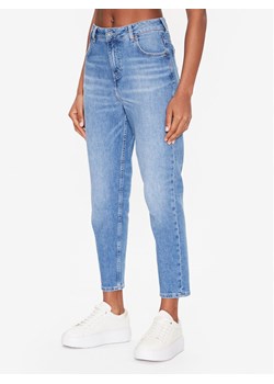 Mustang Jeansy Charlotte 1013598 Niebieski Tapered Fit ze sklepu MODIVO w kategorii Jeansy damskie - zdjęcie 181116941