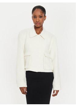 Karen by Simonsen Marynarka Pepper 10105051 Écru Regular Fit ze sklepu MODIVO w kategorii Marynarki damskie - zdjęcie 181117044