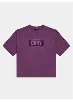DKNY T-Shirt D35T02 D Fioletowy Regular Fit ze sklepu MODIVO w kategorii Bluzki dziewczęce - zdjęcie 181117124