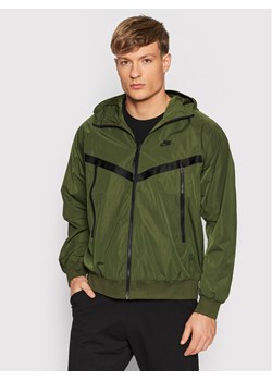 Nike Kurtka przejściowa Premium Essentials DA7354 Zielony Regular Fit ze sklepu MODIVO w kategorii Kurtki męskie - zdjęcie 181117314