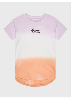 Guess T-Shirt J3RI10 K8560 Kolorowy Regular Fit ze sklepu MODIVO w kategorii Bluzki dziewczęce - zdjęcie 181117642