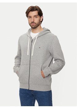 Tommy Hilfiger Bluza MW0MW37234 Szary Regular Fit ze sklepu MODIVO w kategorii Bluzy męskie - zdjęcie 181119071