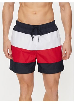 Tommy Hilfiger Szorty kąpielowe UM0UM03263 Kolorowy Regular Fit ze sklepu MODIVO w kategorii Kąpielówki - zdjęcie 181119482